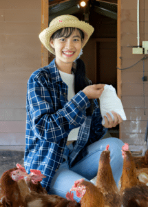 Amelia Quinn, Raising Chickens